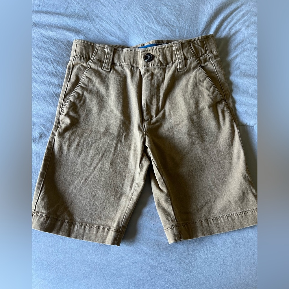 Plugg Flex shorts boys size 8